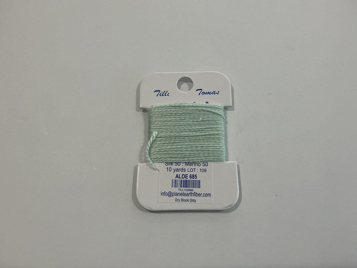 Essentials Card - 685 Aloe