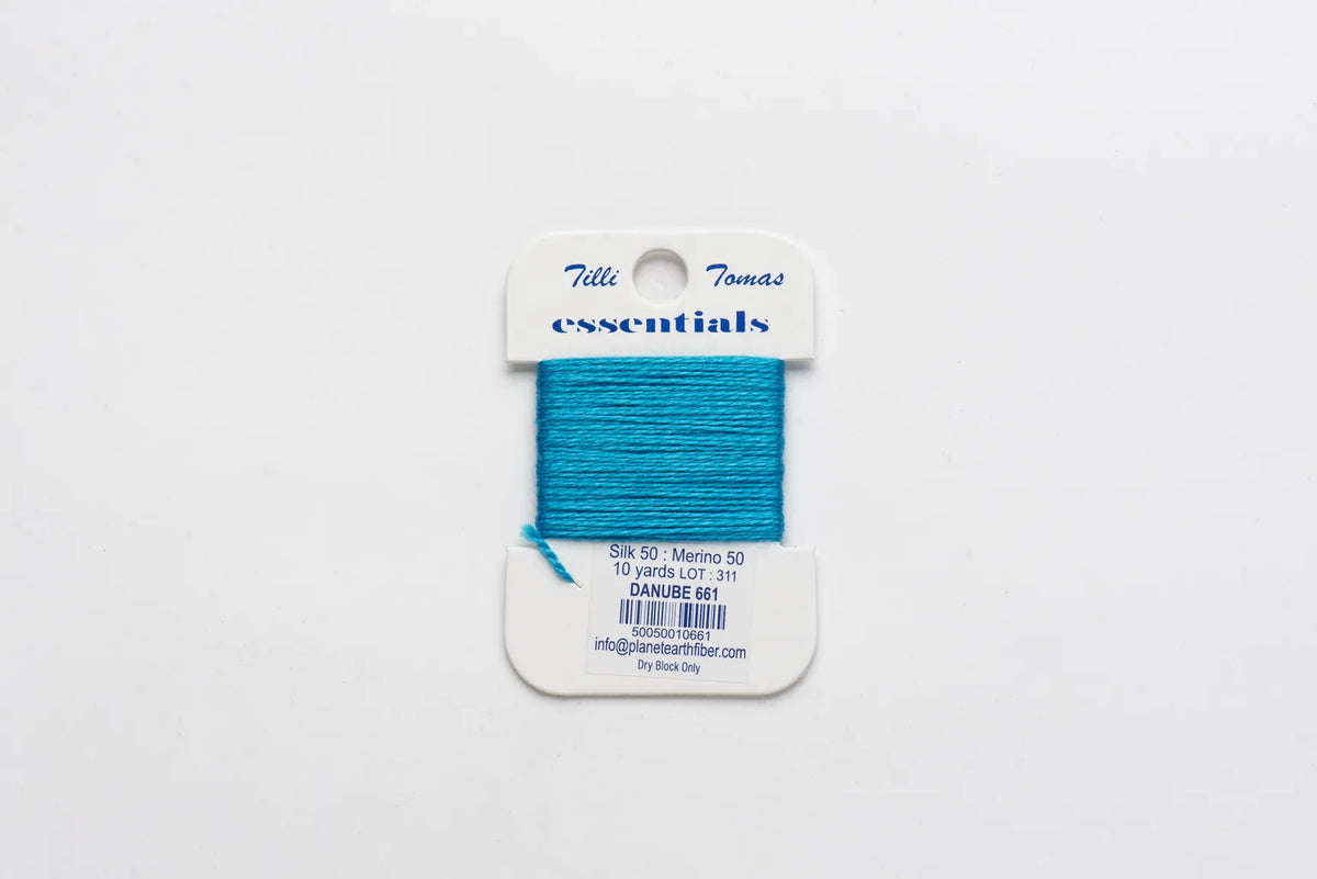 Essentials Card - 661 Danube