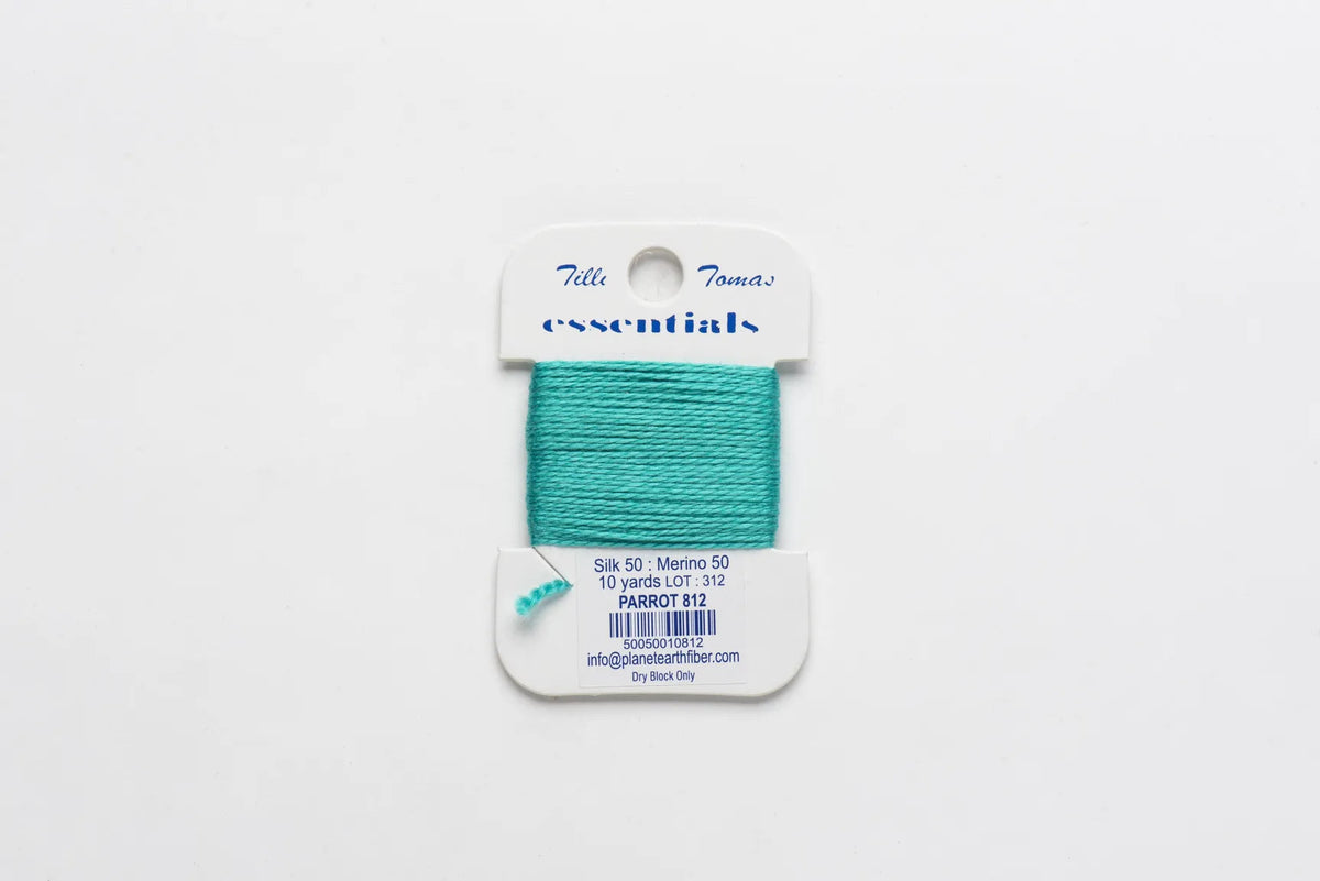 Essentials Card 812 Parrot
